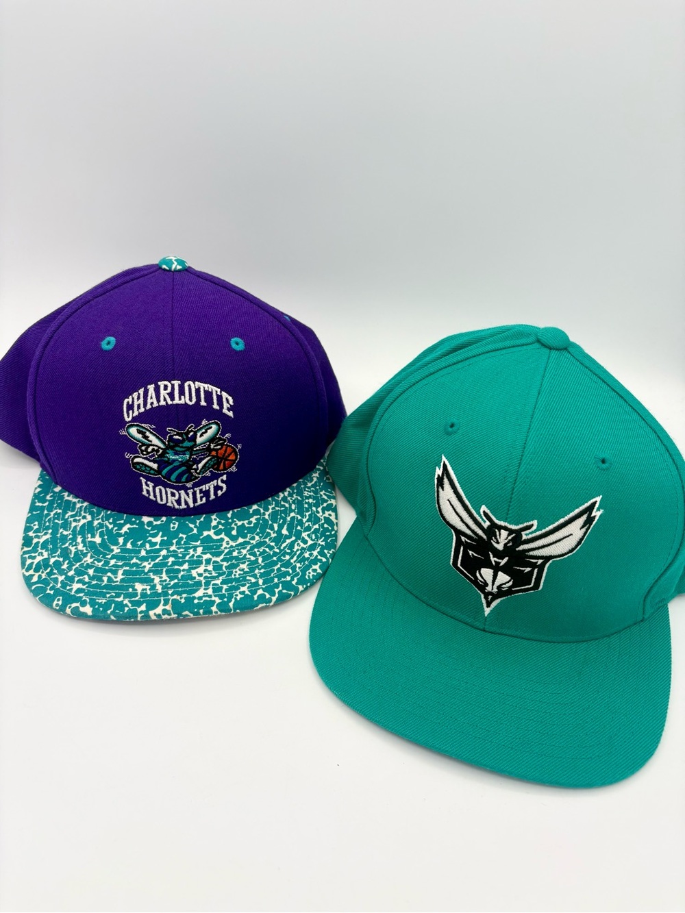 MITCHELL & NESS Charlotte Hornets Wool Cap Purple and Teal SnapBack 90’s BUNDLE